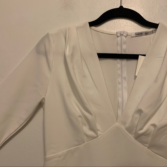Fraiche by J Deep V-Neck 3/4 Sleeve Mini Dress - Picture 6 of 11